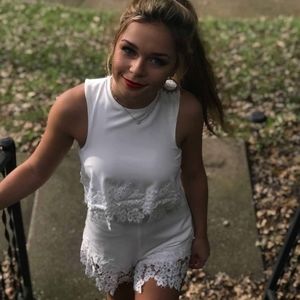 Meet your Posher, Kora